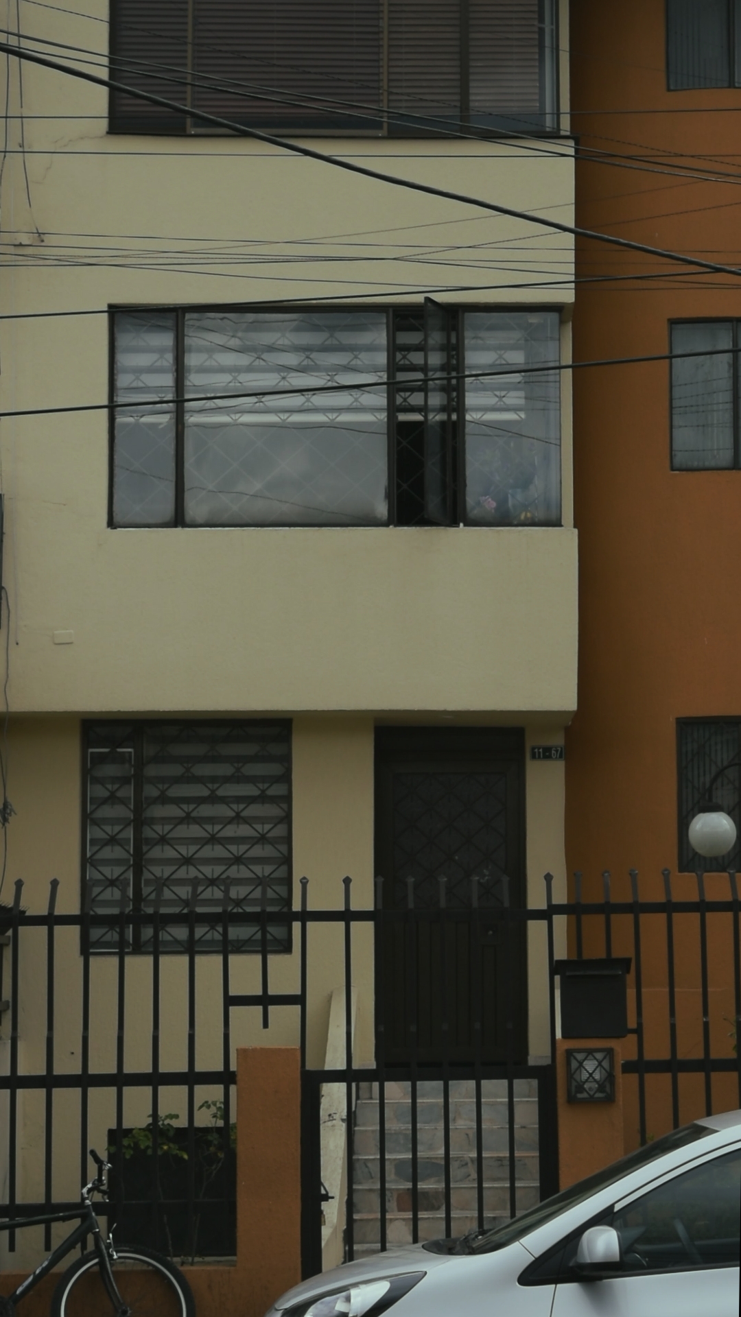 Casa vecina, fotograma 5